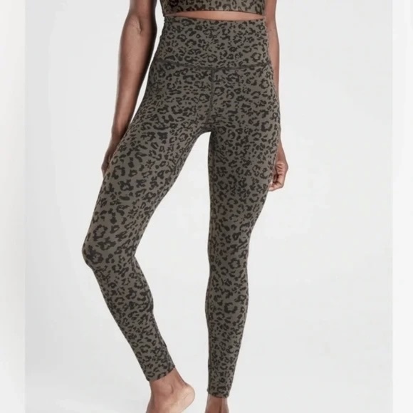 Athleta Leopard Elation Ultra High Rise Tight - XS - Picture 1 of 3